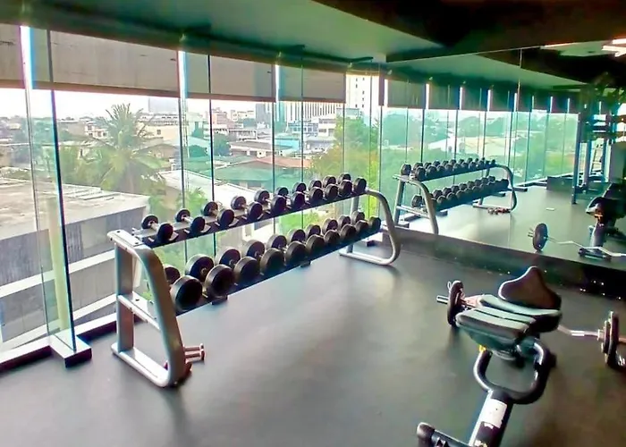 1br In Makati Prime Location *